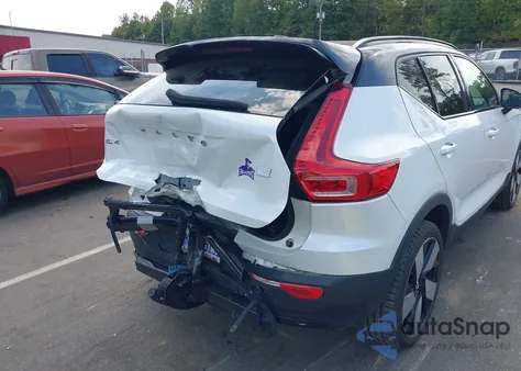 2023 Volvo Xc40 Recharge Pure Electric Twin Ultimate из США, поврежденный, VIN YV4ED3UM2P2962563